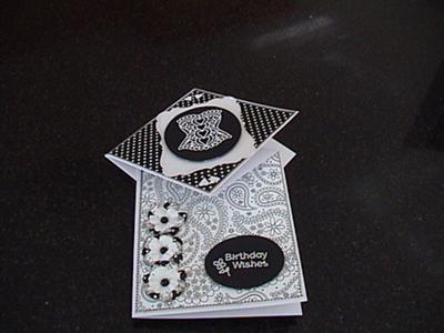Black & White Diamond Top Card 