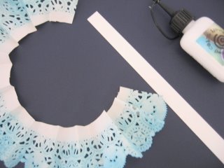 pleating the doily